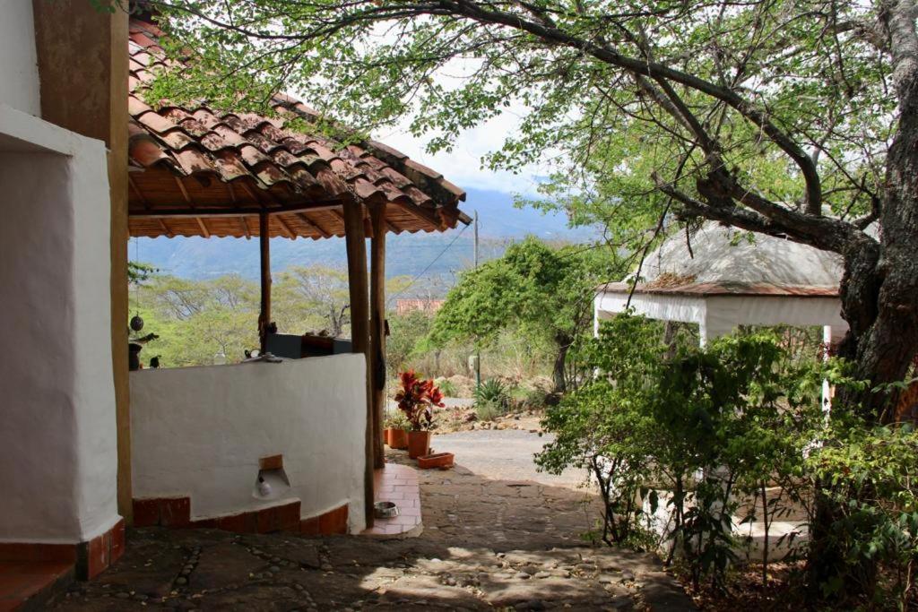 Hostel Nomad - *